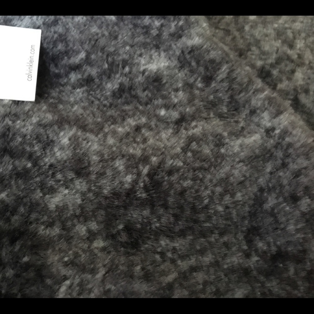 Calvin Klein Infinity Scarf - Picture 4 of 4